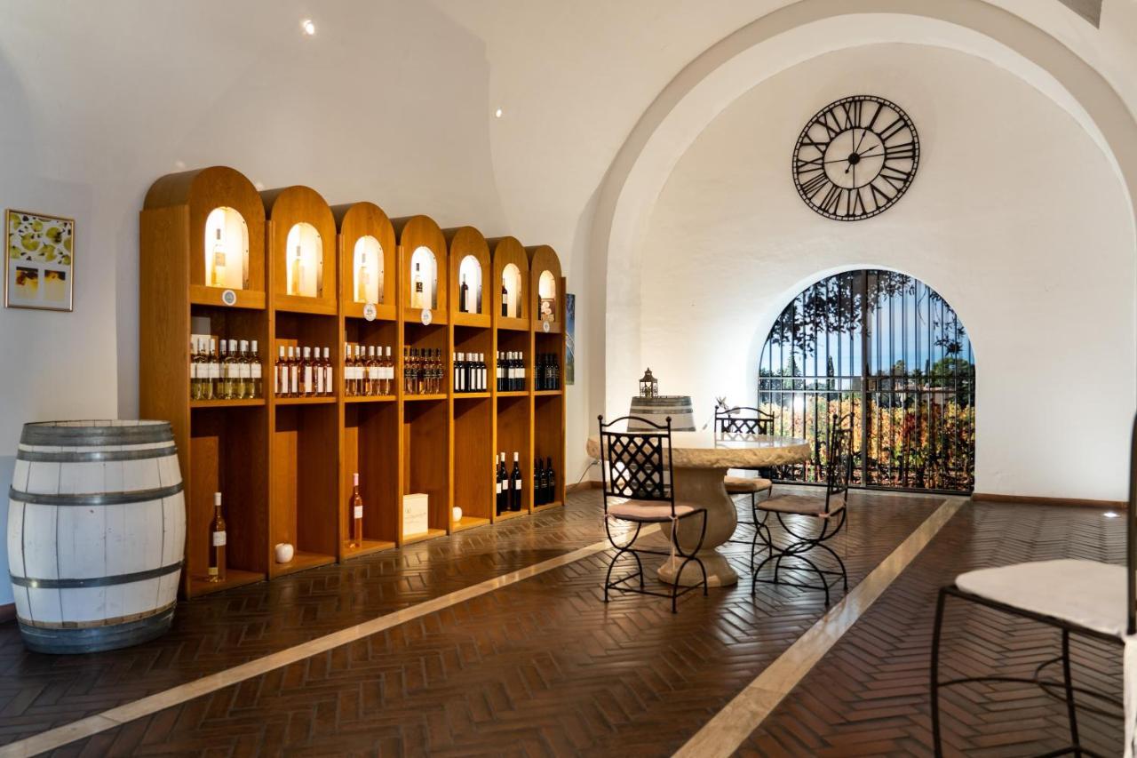 Chateau Les Crostes 로르귀 외부 사진